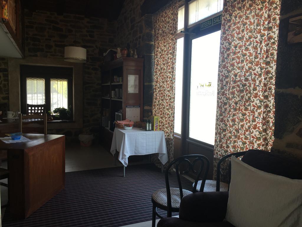 Burdi -Kurutze Pension Urquiola Екстериор снимка